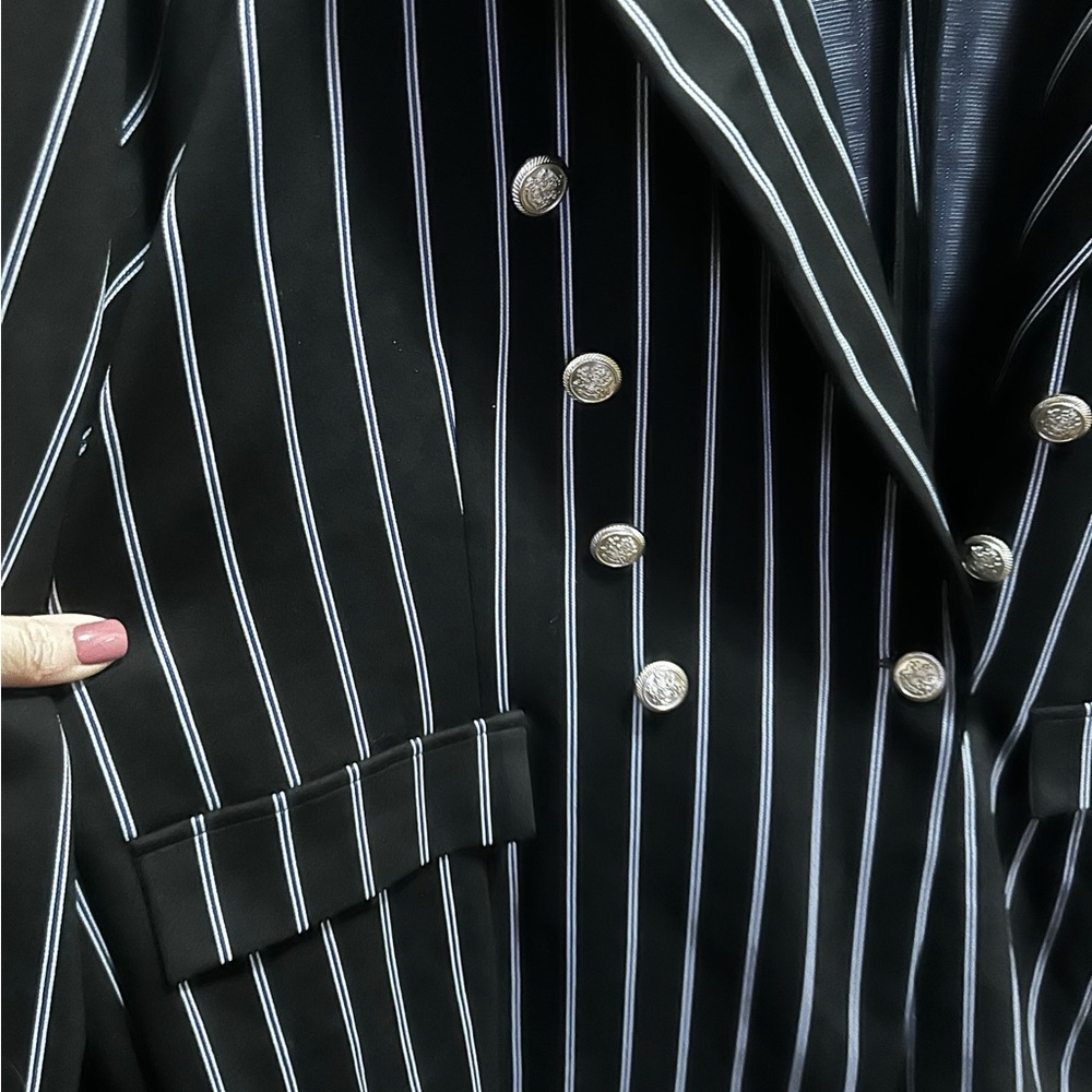 Fair Haven Black and White Pinstripe Blazer size 3XL - Picture 4 of 8